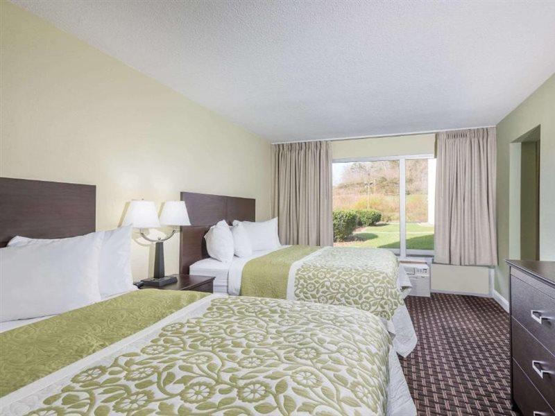 Days Inn By Wyndham Jellico - Tennessee State Line Esterno foto