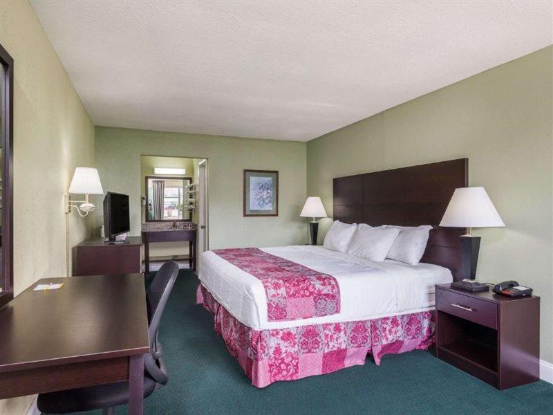 Days Inn By Wyndham Jellico - Tennessee State Line Esterno foto