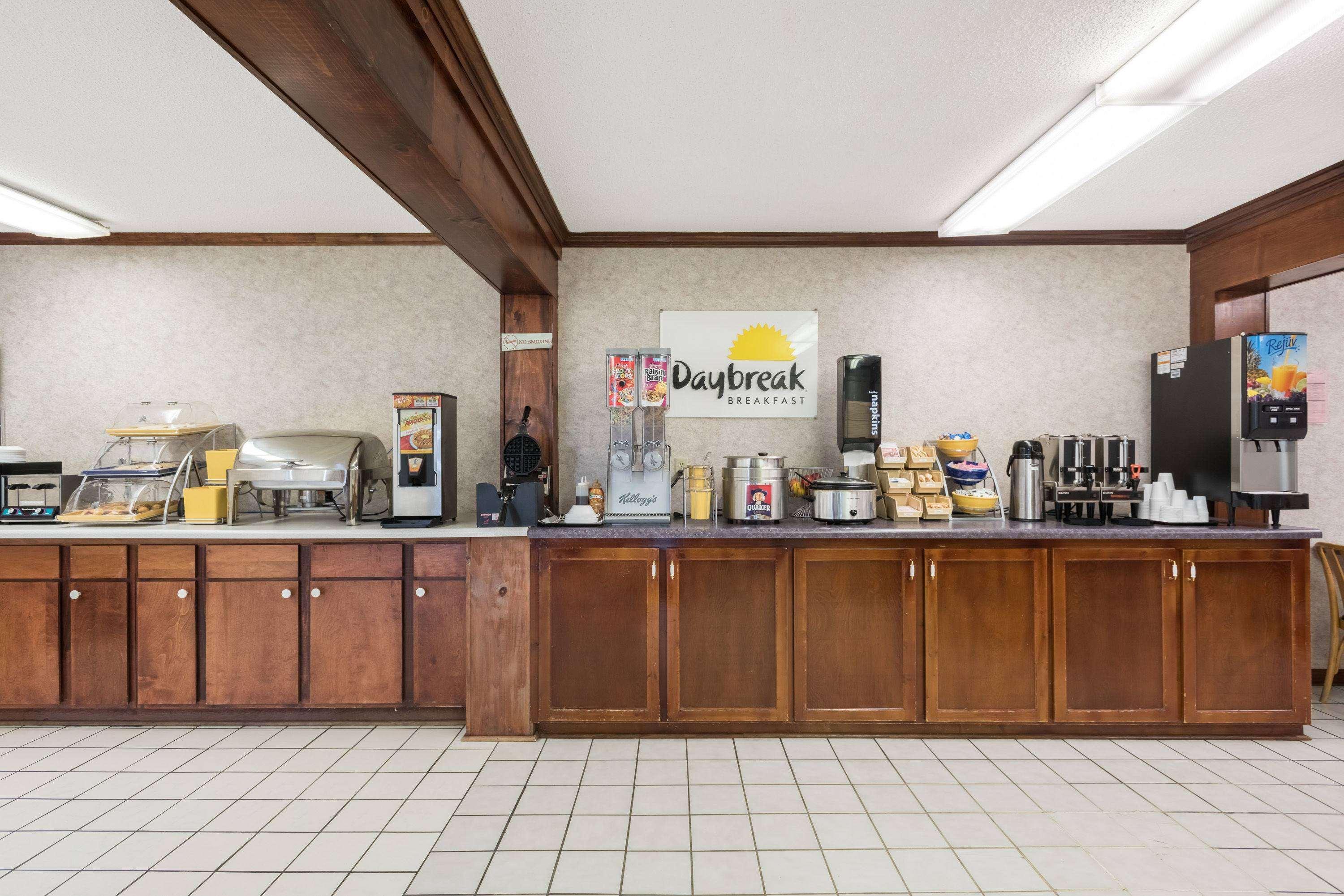 Days Inn By Wyndham Jellico - Tennessee State Line Esterno foto