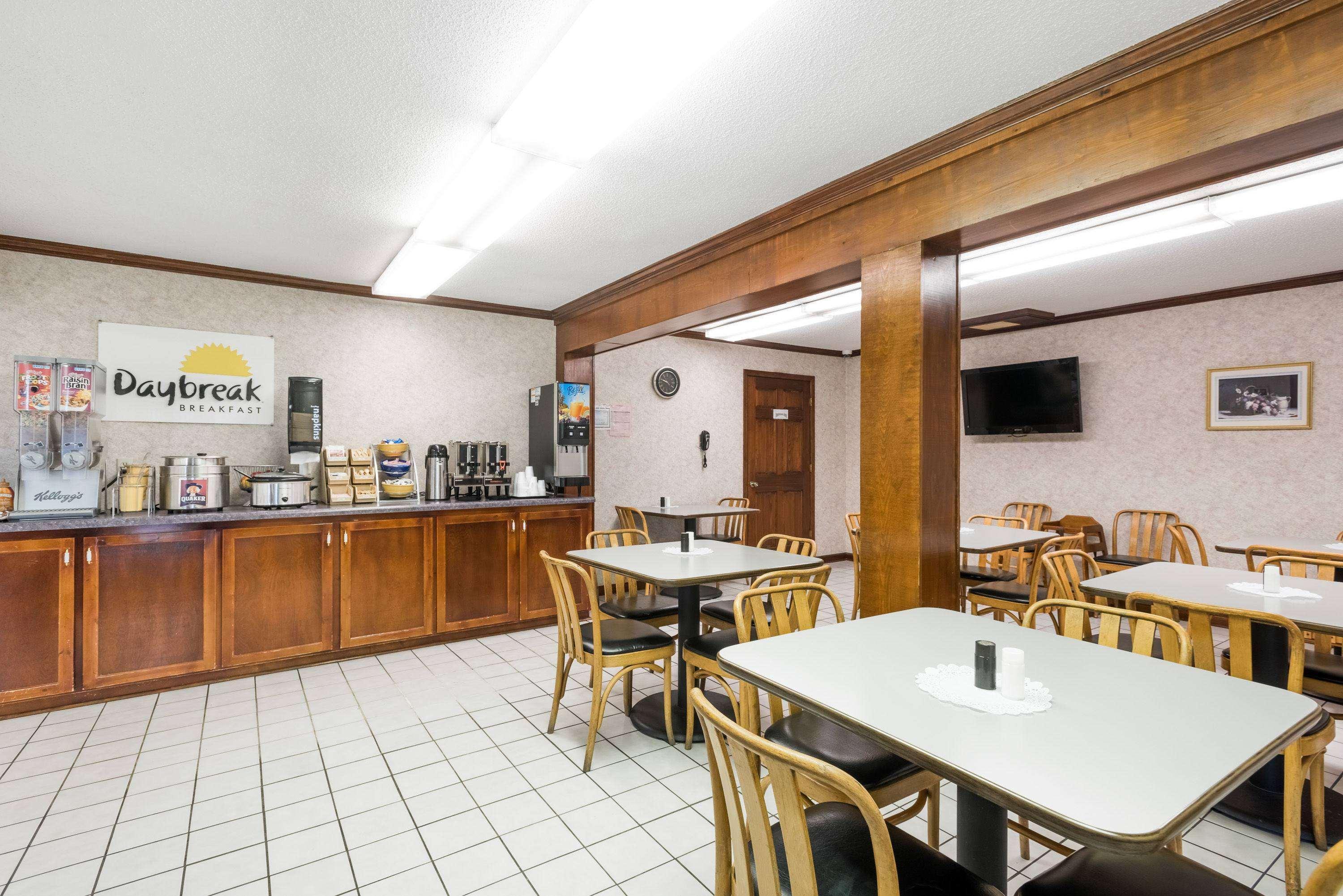 Days Inn By Wyndham Jellico - Tennessee State Line Esterno foto